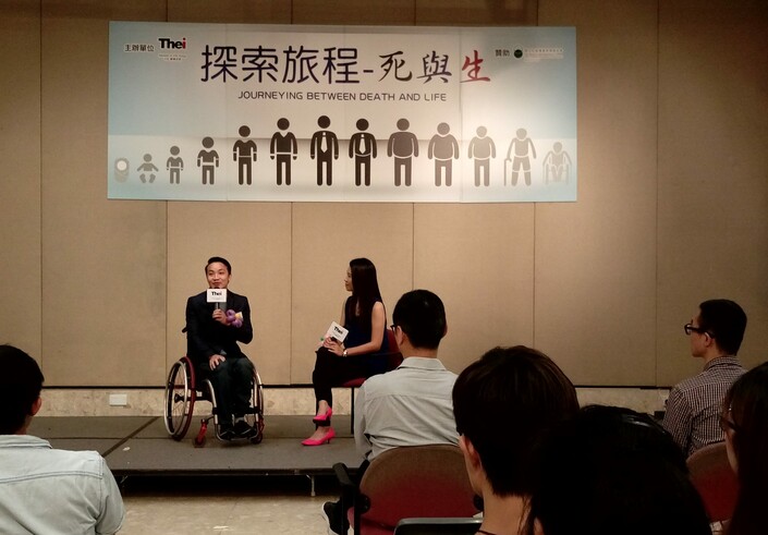 2014香港十大傑出青年得主黎志偉先生向在場人仕分享他的人生路，期盼以生命影響生命