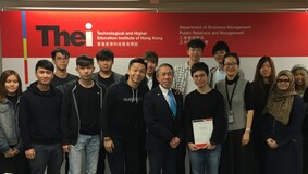 Enders Liu, speaker from UM, with Public Relations and Management programme Prof. Leslie Yip, Dr. Liane Lee, and students.